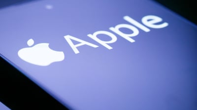 Apple to Launch High-End Ultra Line Featuring iPhone Fold, Report Says