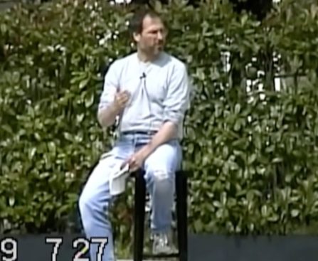 Apple's Employment Prospects in 1999: Foreseeing Major Expansion in the Upcoming Years