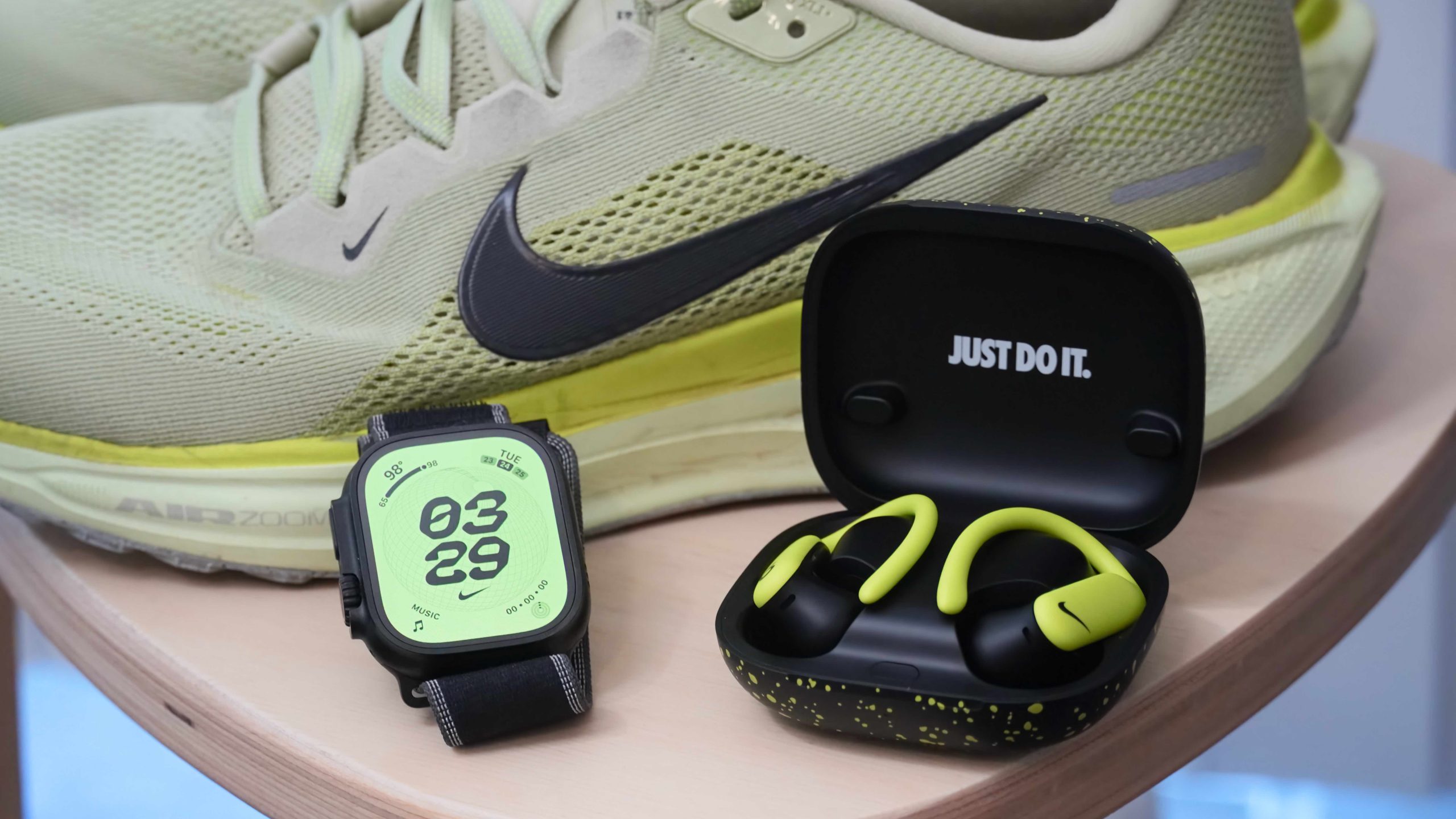 Beats Improves Workout Earbuds through New Electric Nike Partnership