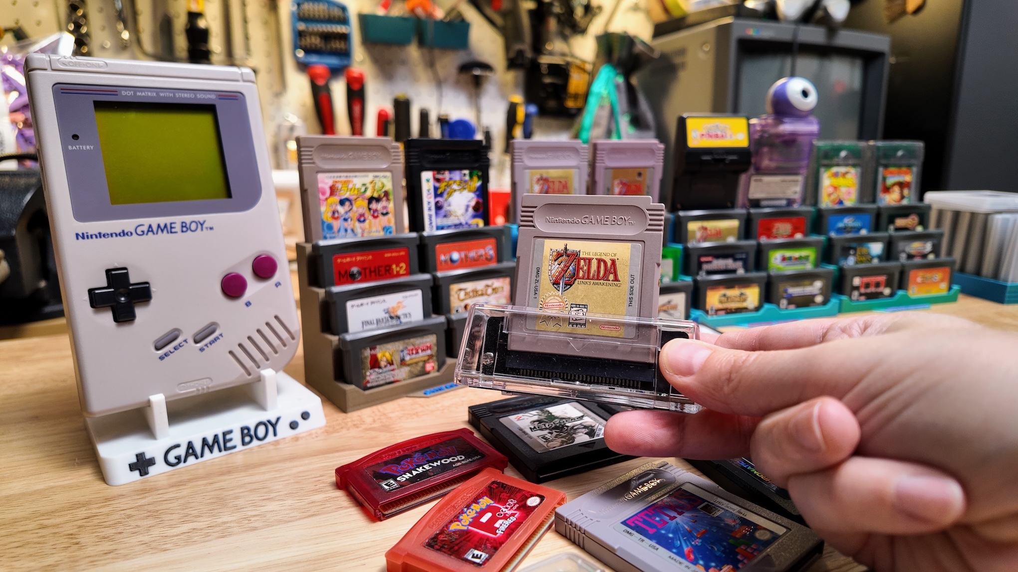 Can My Favorite Game Boy Gadget Detect Fake Cartridges?