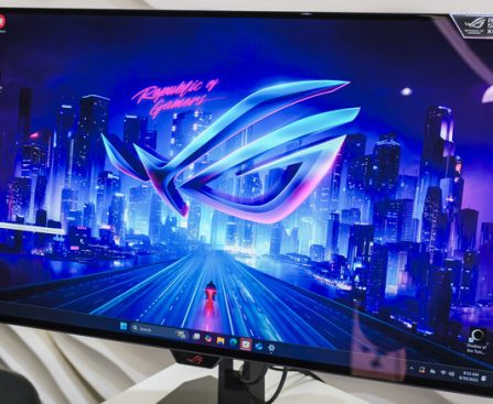 Comparing AMOLED and PMOLED Screens: Essential Distinctions Clarified