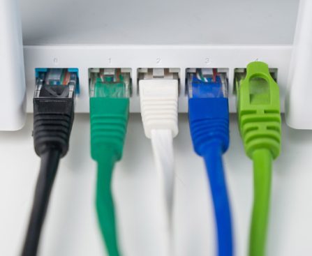 Comparison of Flat vs. Round Ethernet Cables: Which One is Superior?