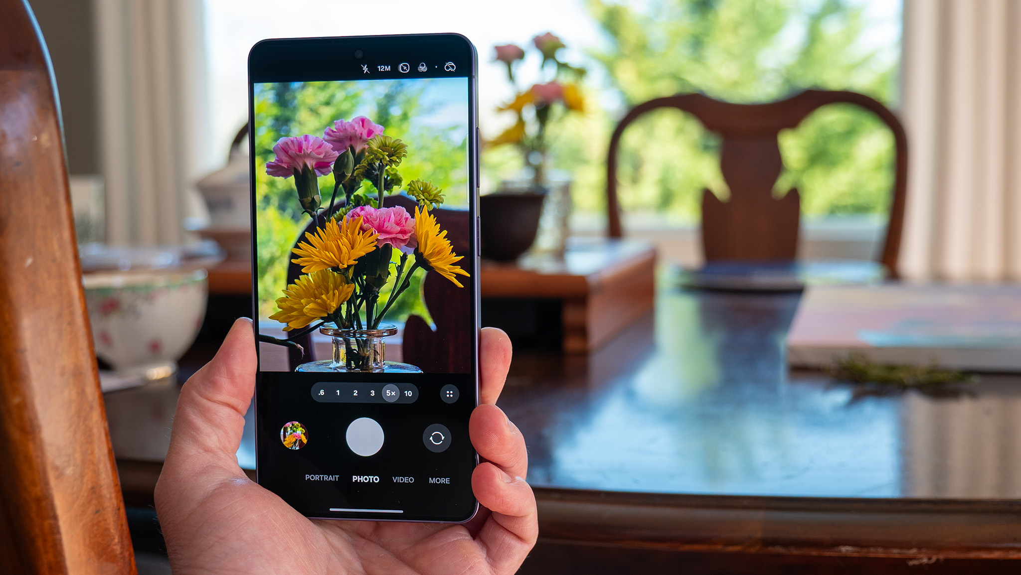 Comparison of the Photography Features of the Galaxy S26 Ultra with Top Competitors