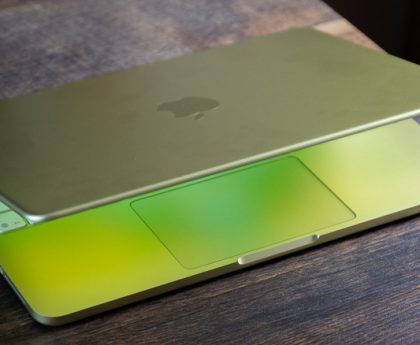 Comprehending the Operational Variations Between Similar-Looking USB-C Ports on the MacBook Neo