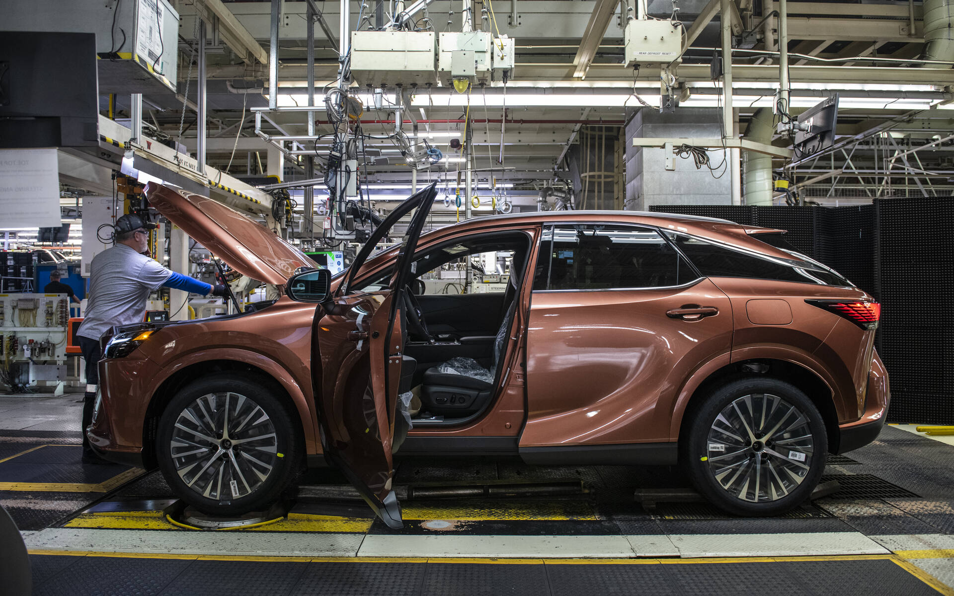 Consumer Reports Points Out 5 Pre-Owned Electric Vehicles to Steer Clear Of