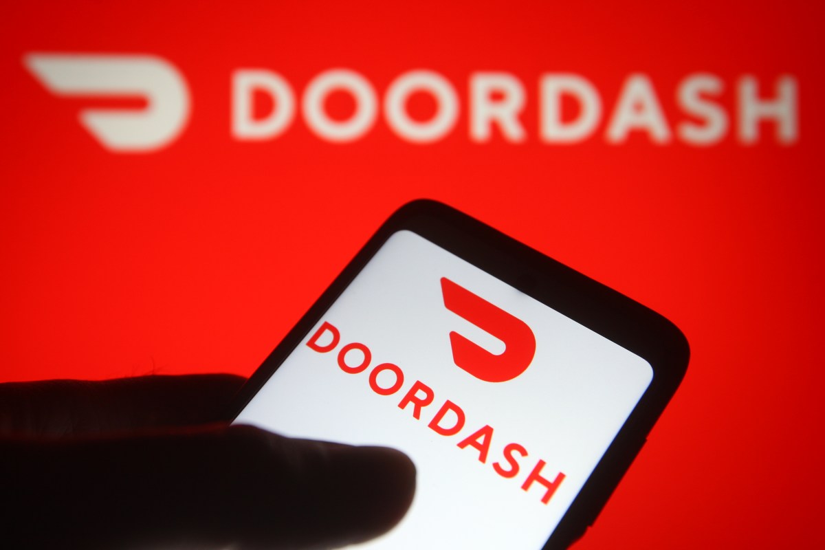 DoorDash Offers Relief Payments to Drivers Amid Rising Gas Prices Due to Iran-US War