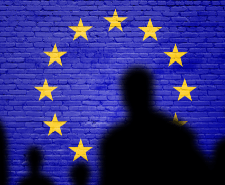 EU broadcasters urge tighter rules on Big Tech’s control over Smart TVs