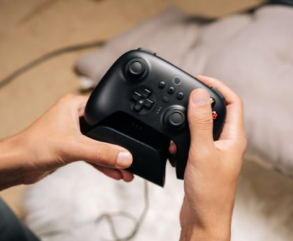 Evaluating Bluetooth and Wireless Controllers: Which Provides Enhanced Performance?