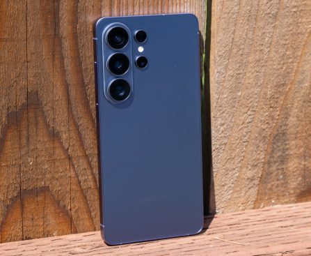 Evaluation of the Samsung Galaxy S26 Ultra: Improved Enhancements and Functions