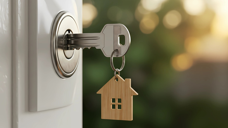 Five Small Devices Crafted for Keychain Hookup