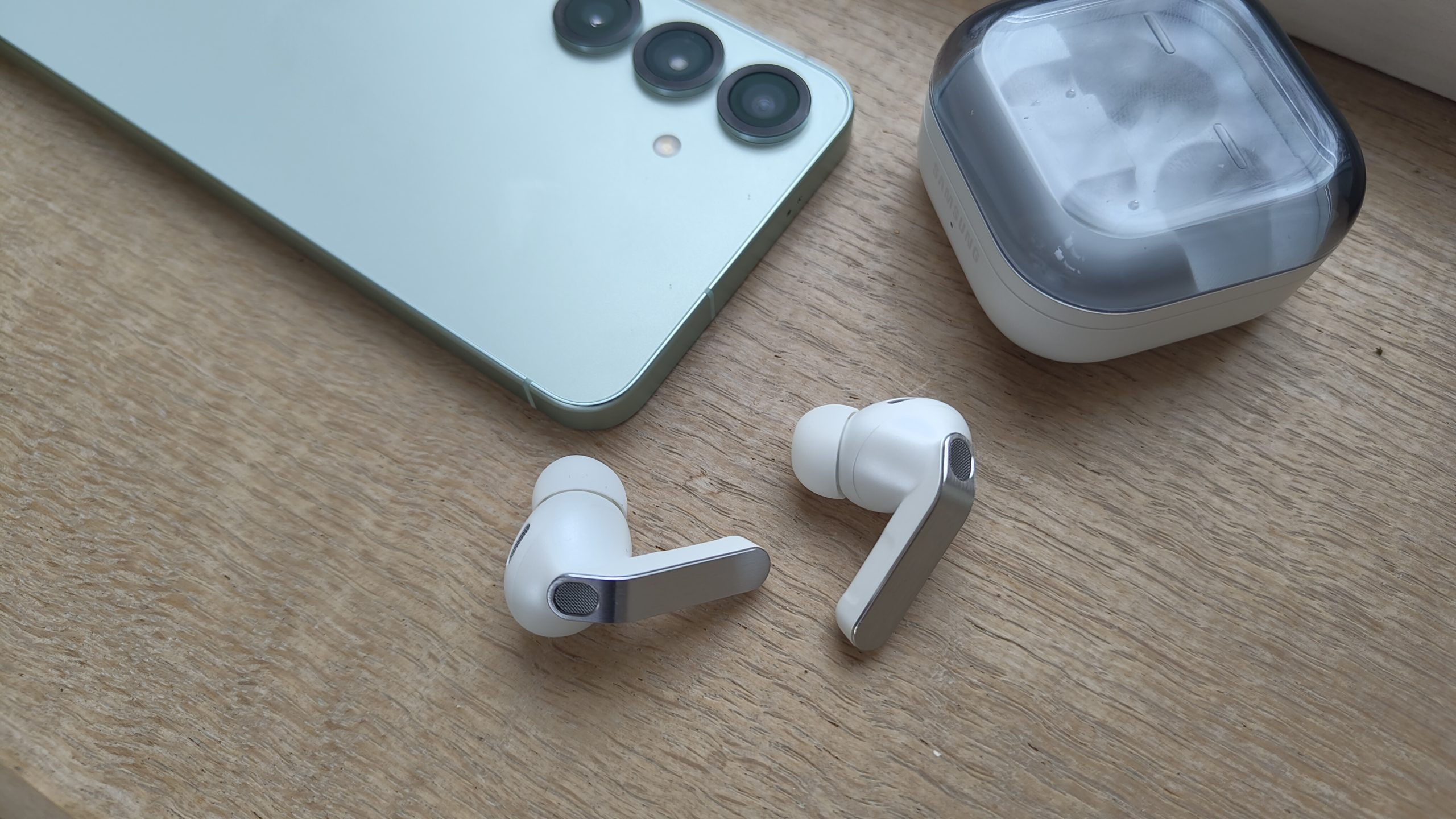 Galaxy Buds 4 Pro: Premier Selection for Samsung Users Among Cordless Earphones