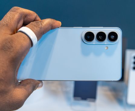 Galaxy S26 Plus Promotion Provides $100 in Complimentary Accessories