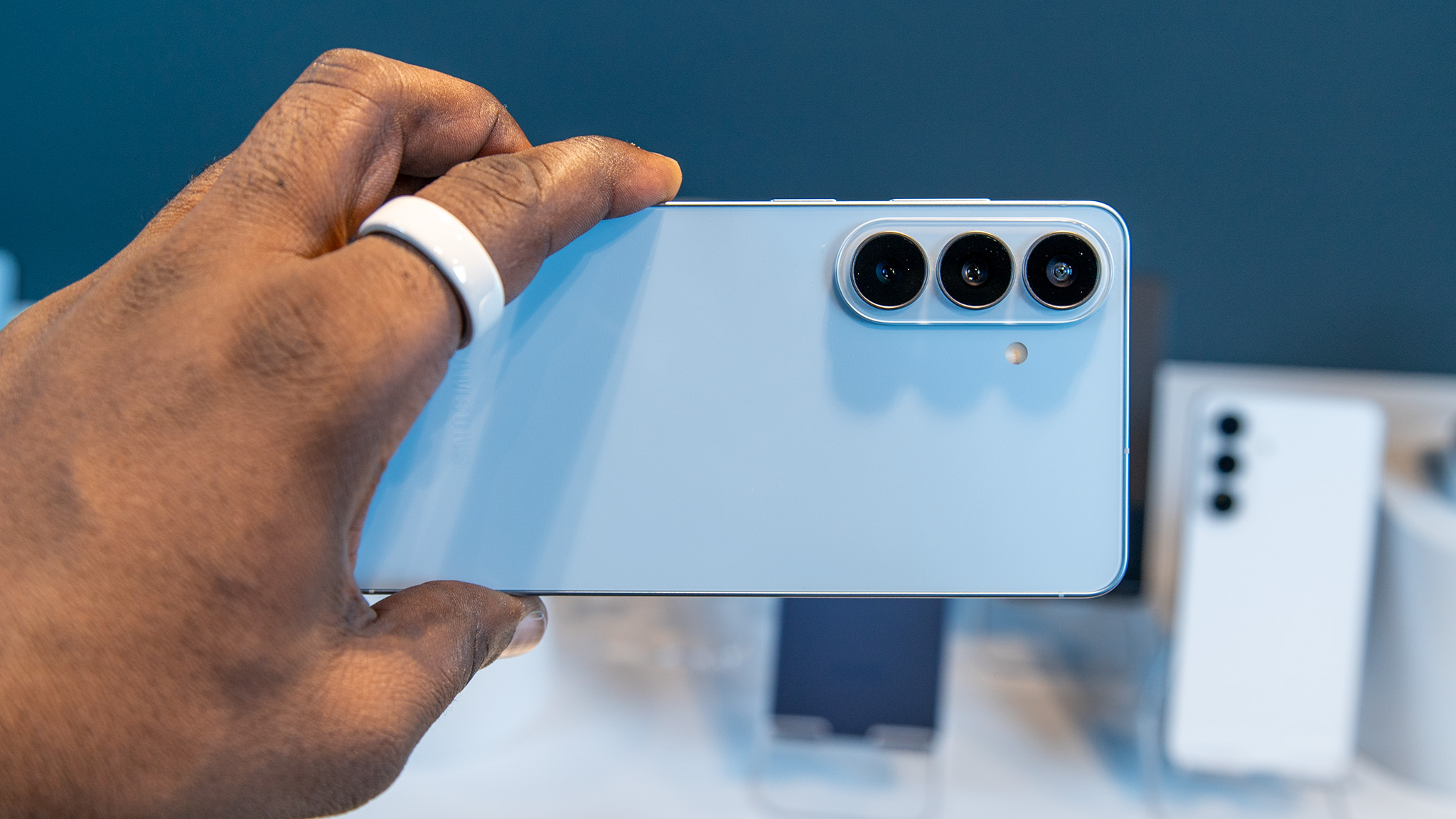 Galaxy S26 Plus Promotion Provides $100 in Complimentary Accessories