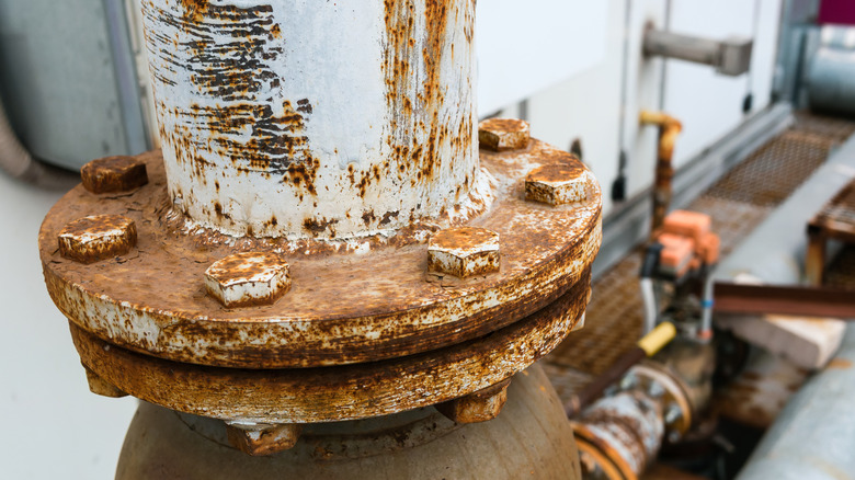 Google Data Center Set to Operate with Massive Battery Using Rust in Place of Lithium