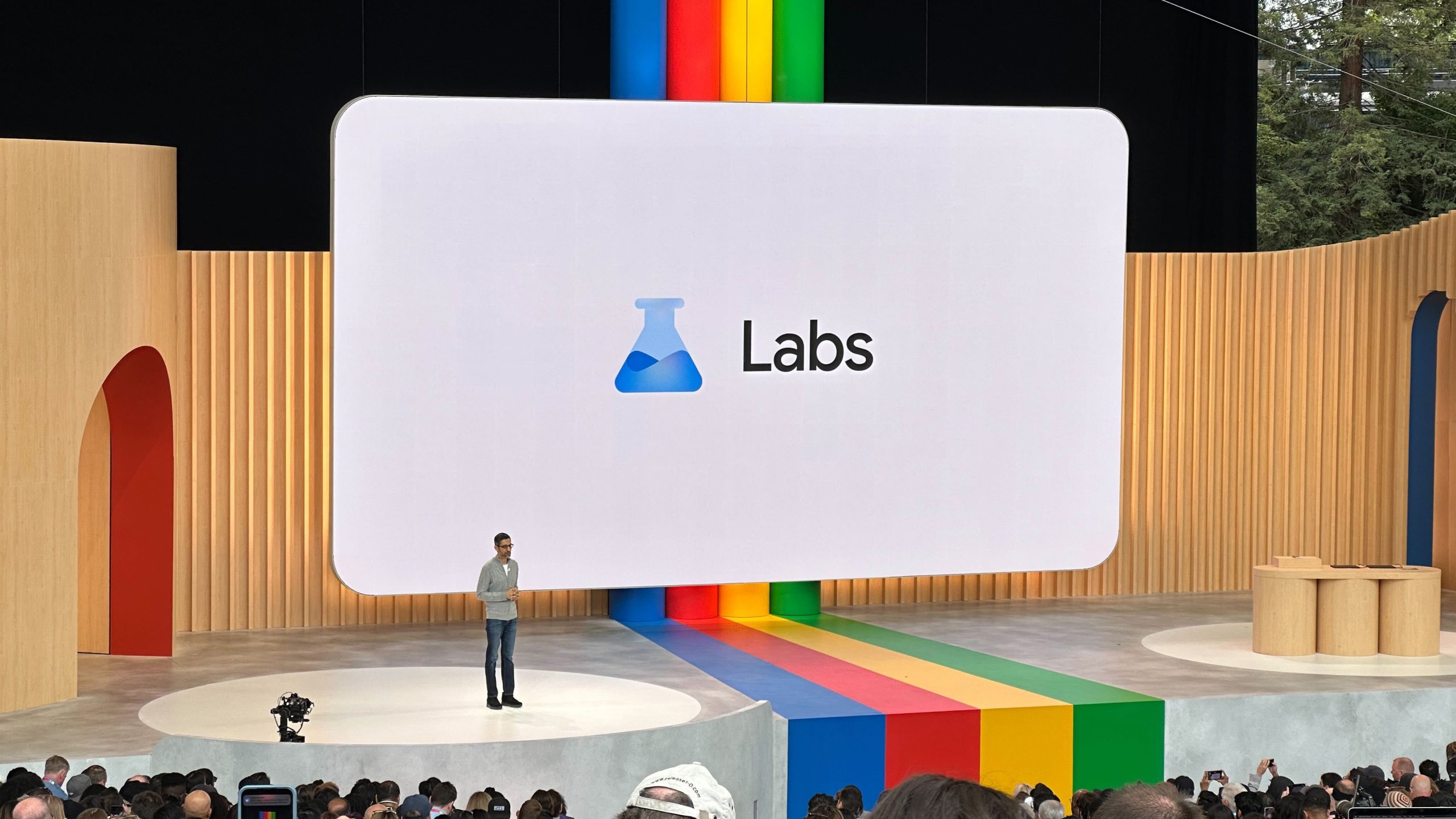 Google Labs' Stitch: A Creative Platform Converting Voice Commands into Applications