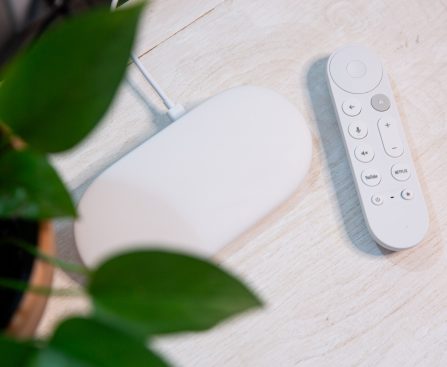 Google's TV Streamer 4K Doubles as a Smart Home Hub and It's on Sale