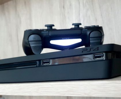 Grasping the Pulsing Red Light on Your PS4: Reasons and Fixes
