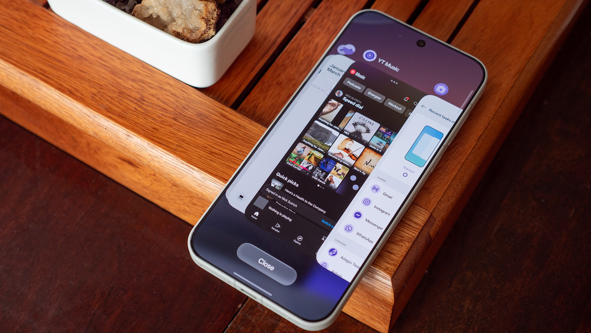 How to Bring Back the Classic Task Switcher Interface on OnePlus Devices