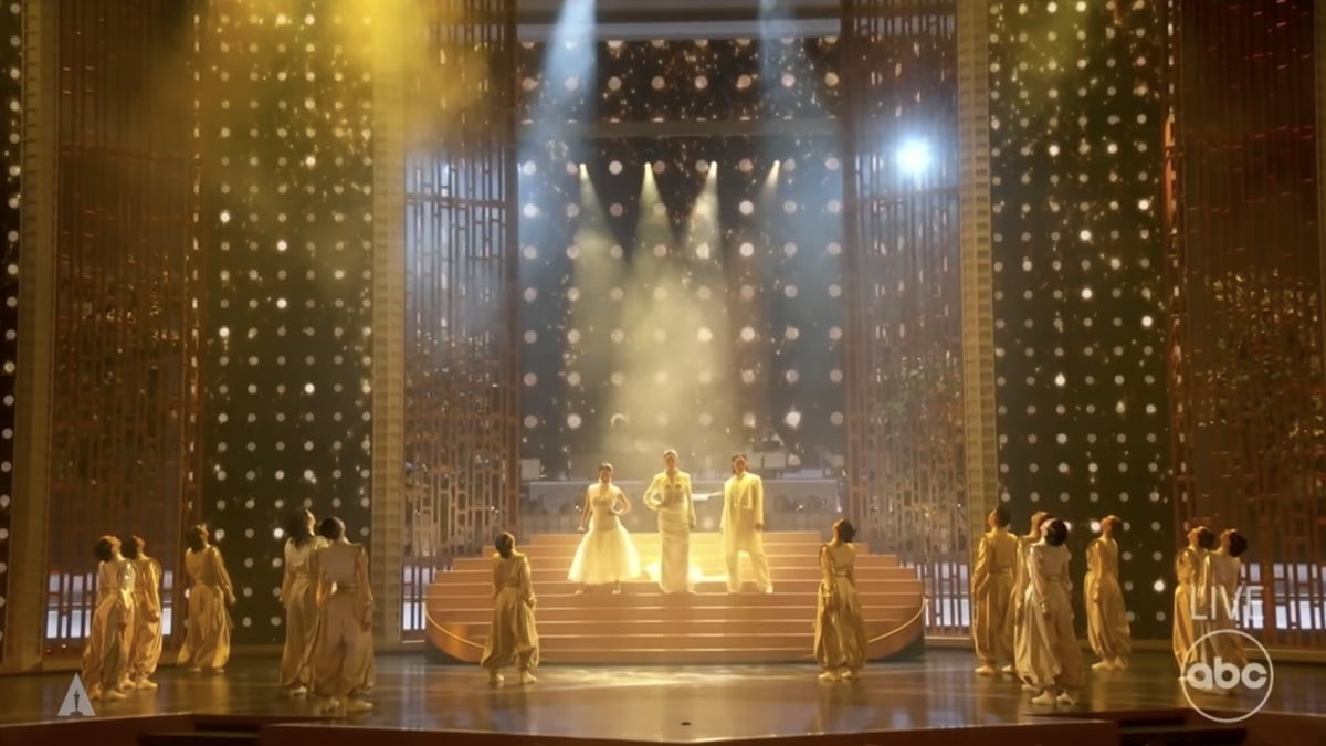 HUNTR/X Seals the Honmoon in Real Life with Golden Oscar Performance