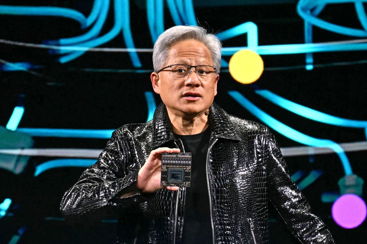 Jensen Huang Reveals Nvidia's Withdrawal from OpenAI and Anthropic, Leaving More Questions in Its Wake