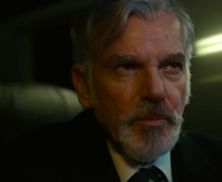 "Keanu Reeves' Legendary Movie on Par with The Matrix and John Wick Now Accessible on Hulu"