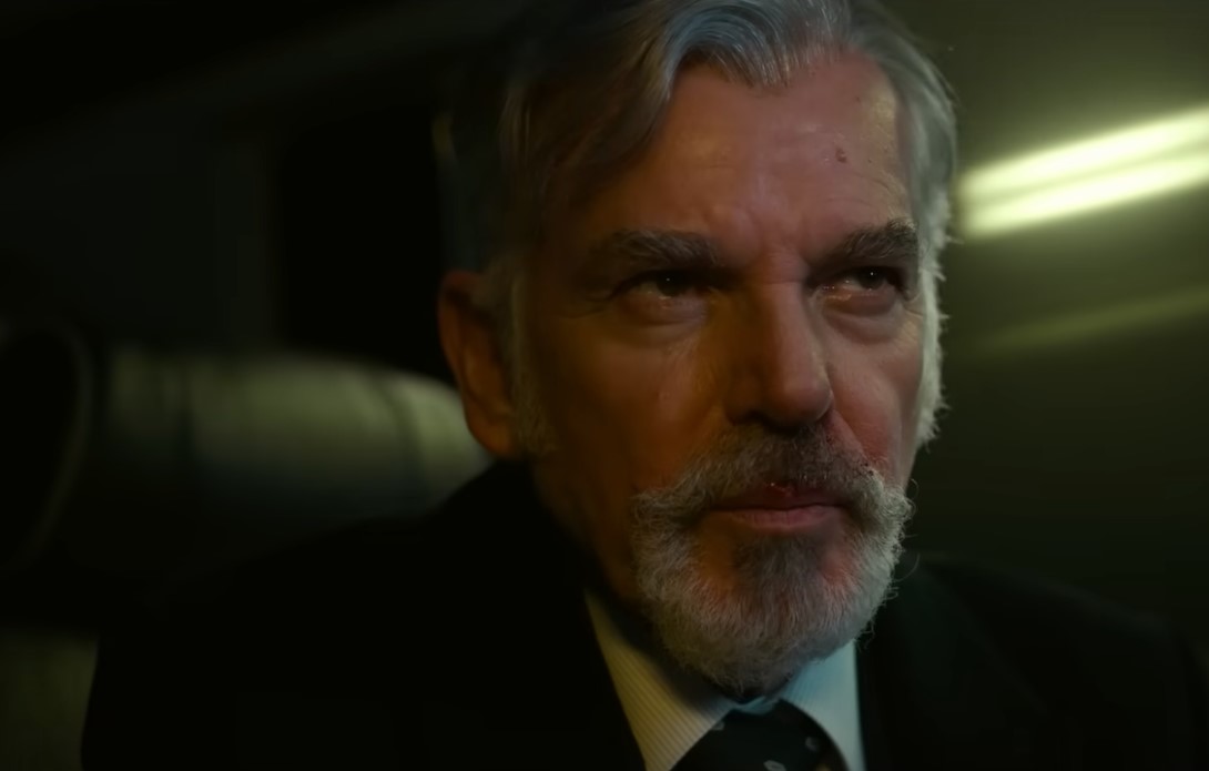 "Keanu Reeves' Legendary Movie on Par with The Matrix and John Wick Now Accessible on Hulu"