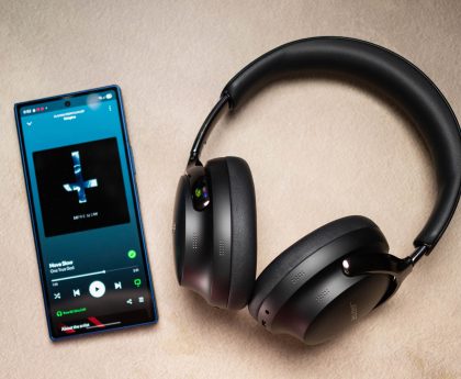 "Leading Noise-Cancelling Headphones Reduced by $50 in Amazon's Major Spring Sale"