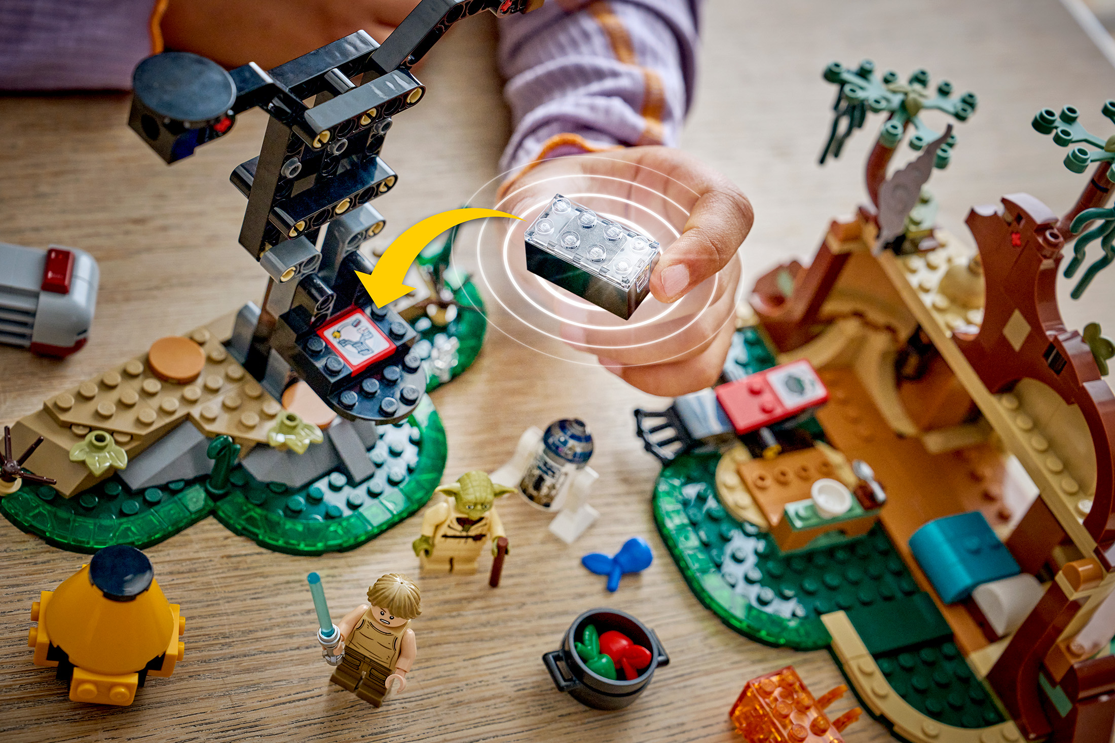 Lego's Smart Brick is Here, Transforming New Star Wars Sets