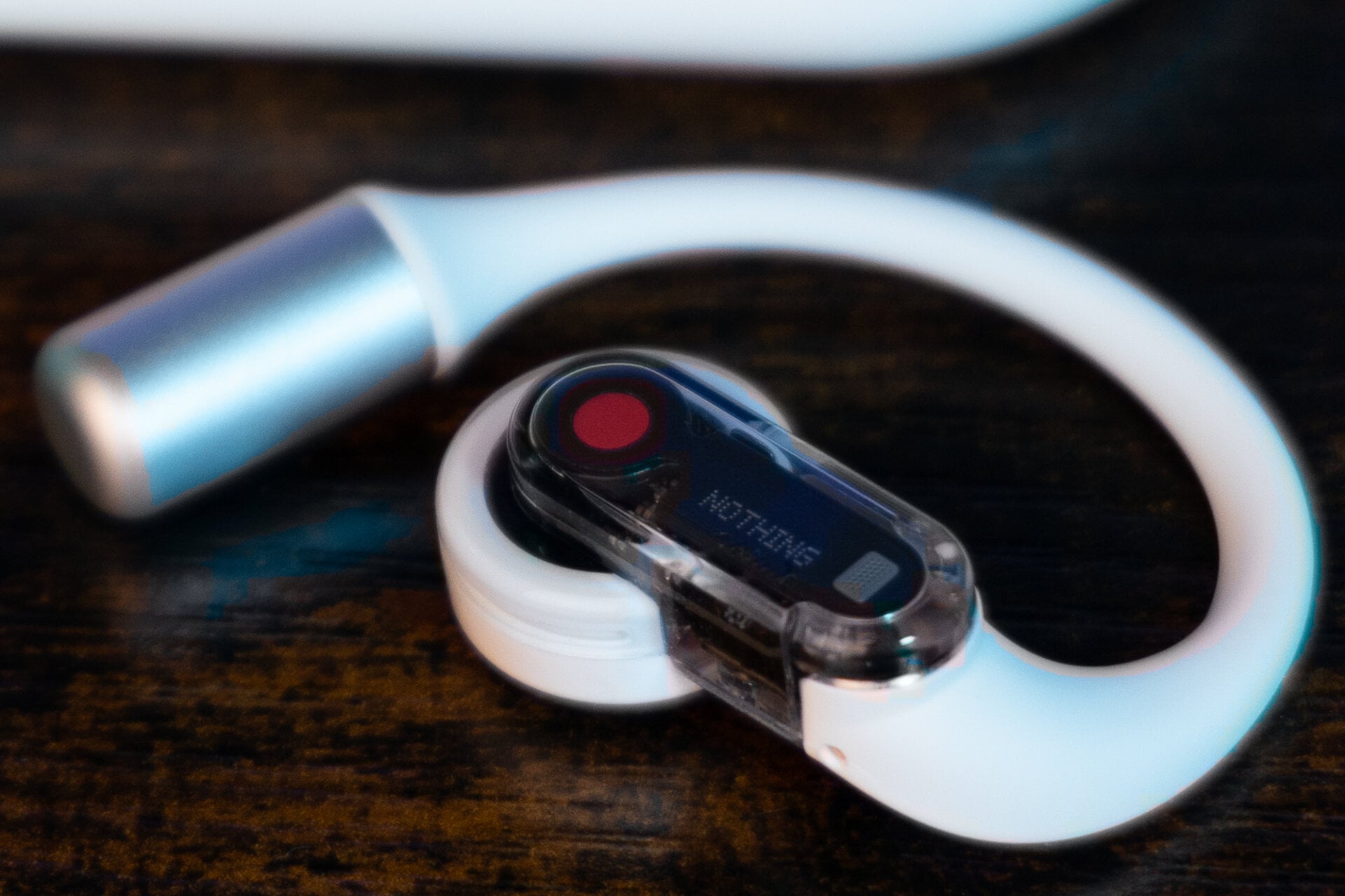 New Earphones from Nothing Provide Battery Life of One Week