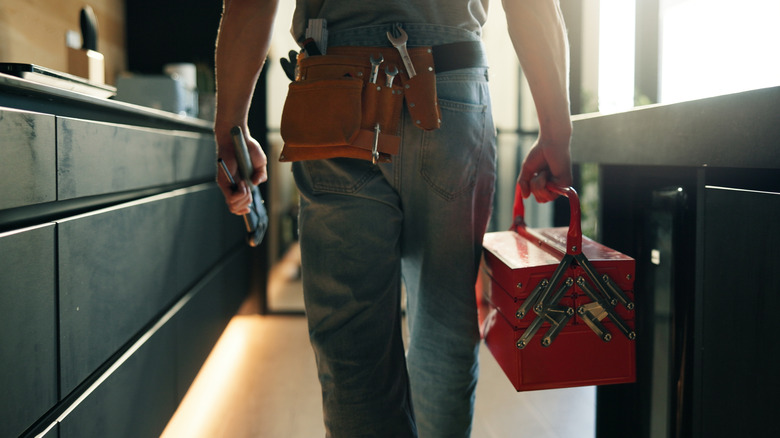 Nine Essential Tools for Every Handyman