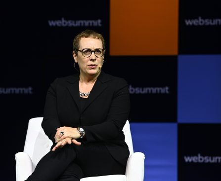 One of Grammarly's 'experts' is suing the company over its identity-stealing AI feature