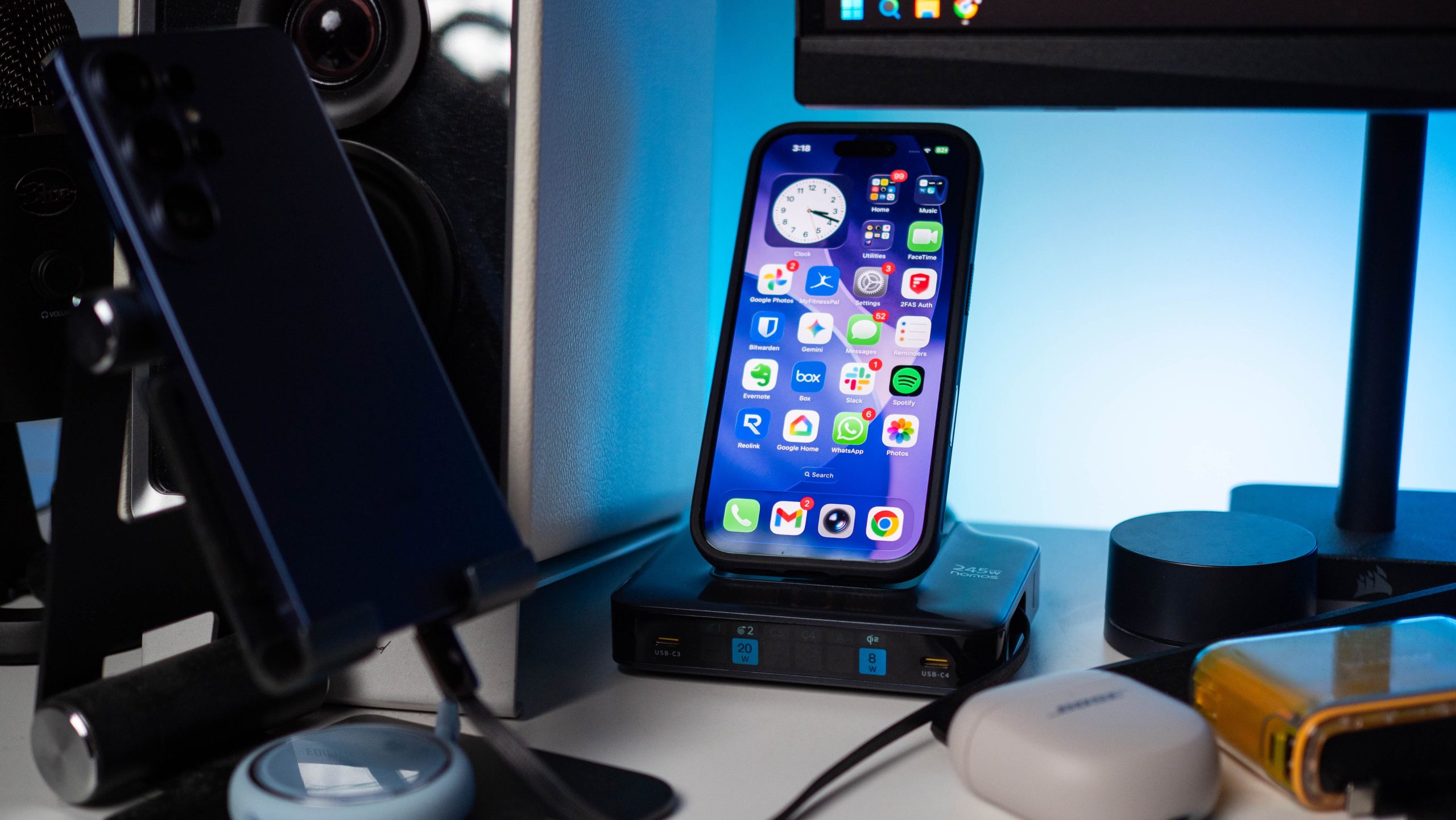 "Optimize Desk Arrangement Attained with 6-in-1 245W Qi 2 Charger, Currently Discounted"