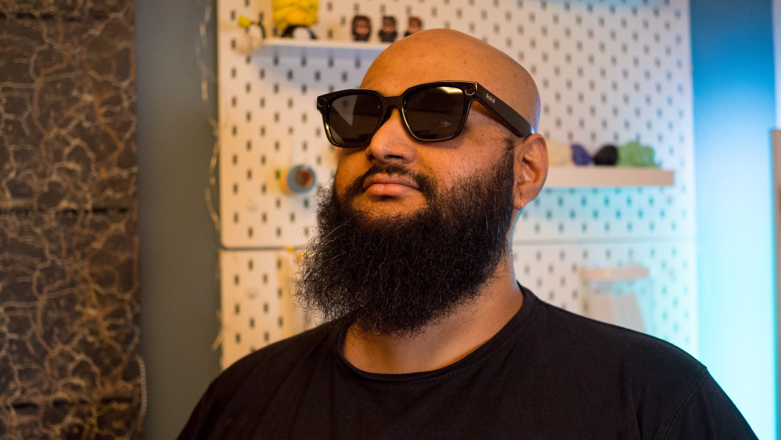 Rokid's AI Eyewear Design: Budget-Friendly Meta Ray-Ban Rival Now on Sale