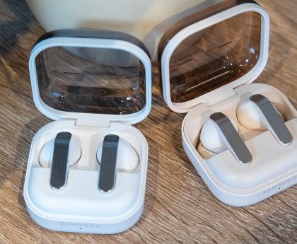 Samsung Creates Earbuds to Mitigate Carsickness
