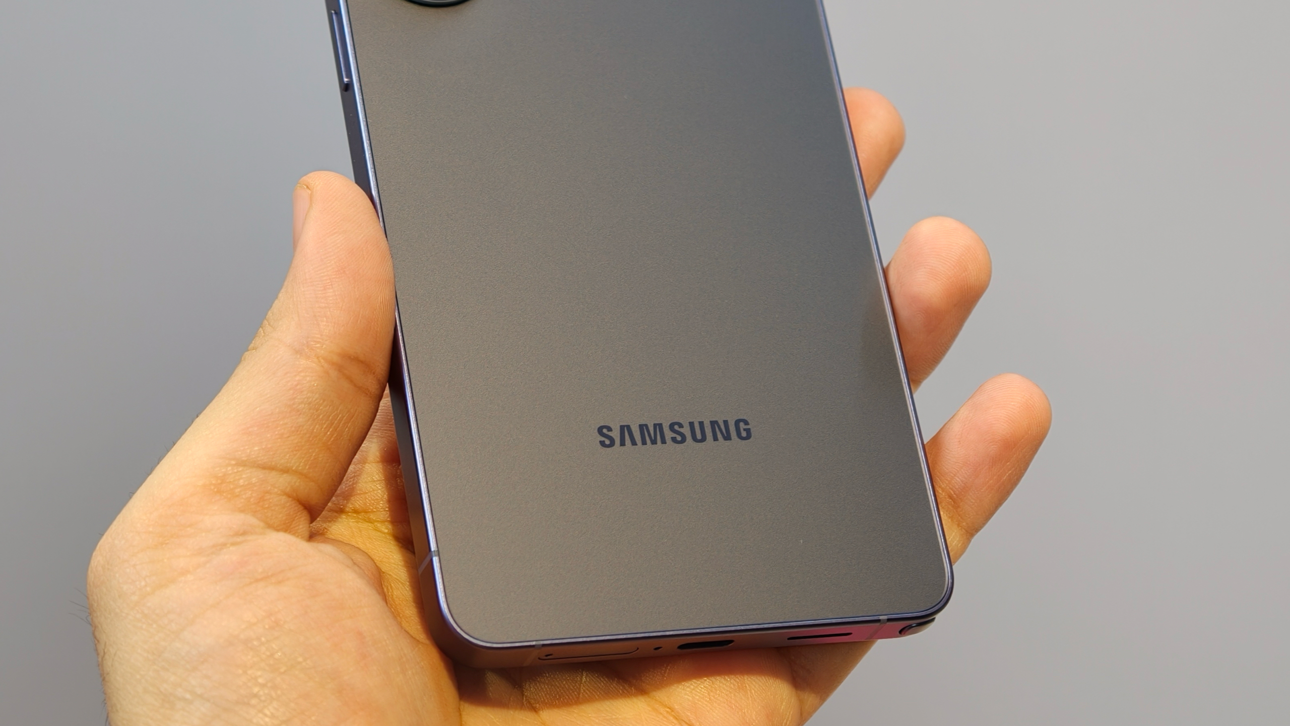 Samsung Encountering Challenges Despite Robust Galaxy S26 Sales