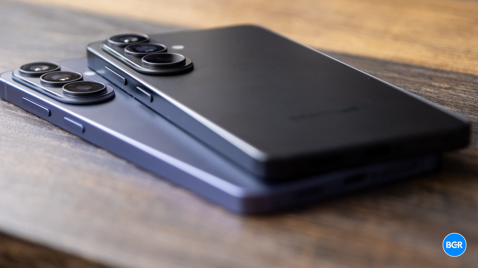 Samsung Galaxy S26 Review: Discreet Improvements to a Winning Design