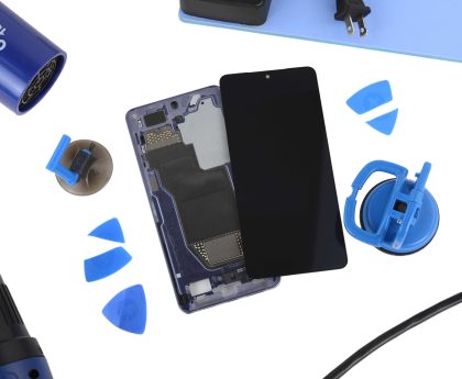 Samsung Galaxy S26 Ultra Disassembly Features User-Friendly Battery Replacement