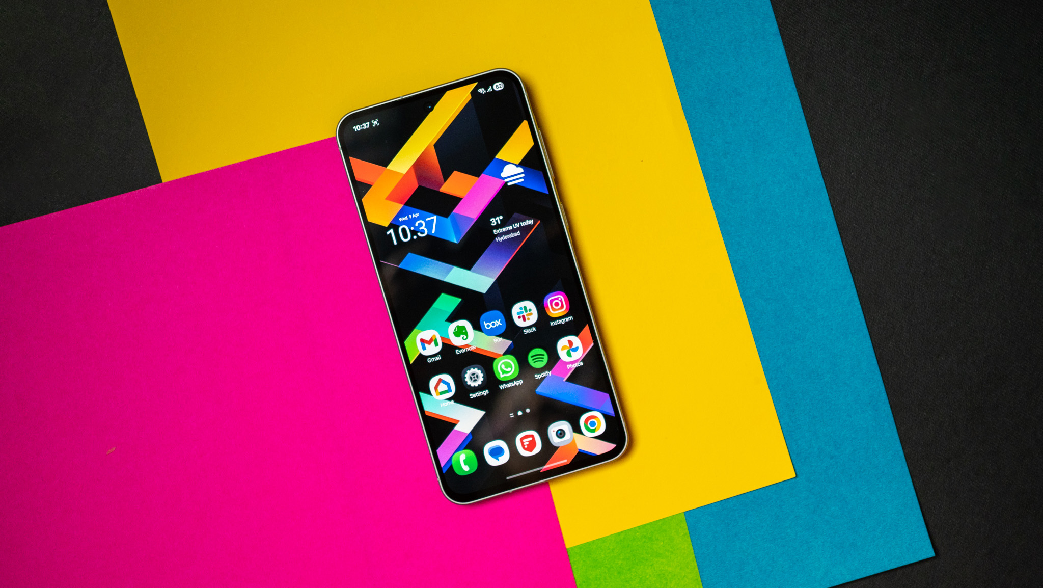 Samsung's Upcoming Galaxy Smartphone Might Incorporate Non-Samsung Screens to Reduce Expenses