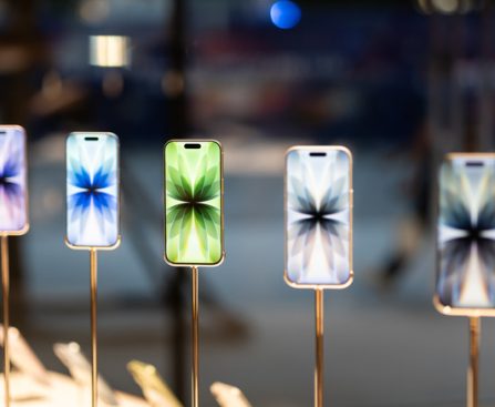 T-Mobile Provides Complimentary iPhone 17 with Requirements