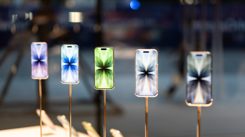 T-Mobile Provides Complimentary iPhone 17 with Requirements