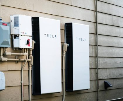 Tesla Establishes Utility Presence in UK, Challenges Octopus Energy
