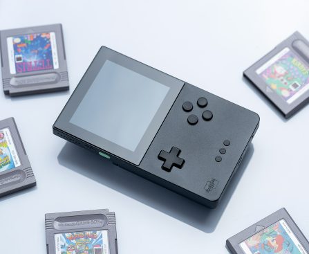 The Analogue Pocket Returns to Stock with a Slight Price Increase