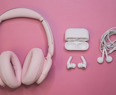 The Dependability Assessment of Wired versus Wireless Accessories