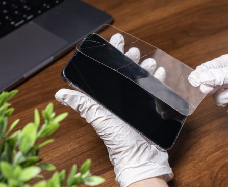 The Efficiency of Costly Screen Protectors in Safeguarding Phones from Damage