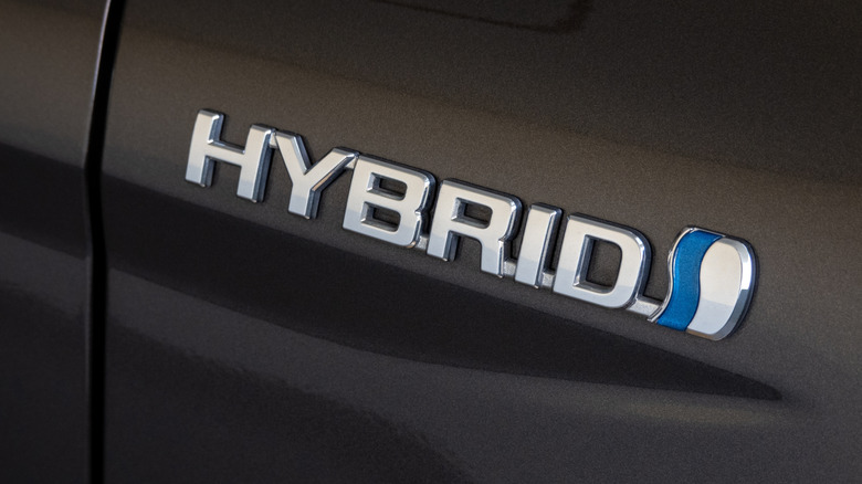 The Explanation for the Humming Sound of Hybrid Vehicles in Reverse