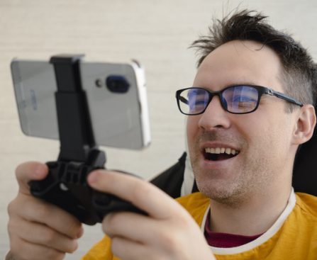 Three Budget-Friendly Ways to Convert Your Phone into a Mobile Gaming Console