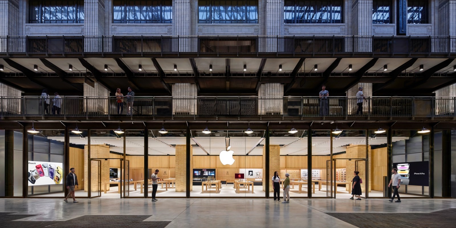 UK Apple Store Unveils Unique Hours for Current 50th Anniversary Celebration Activities