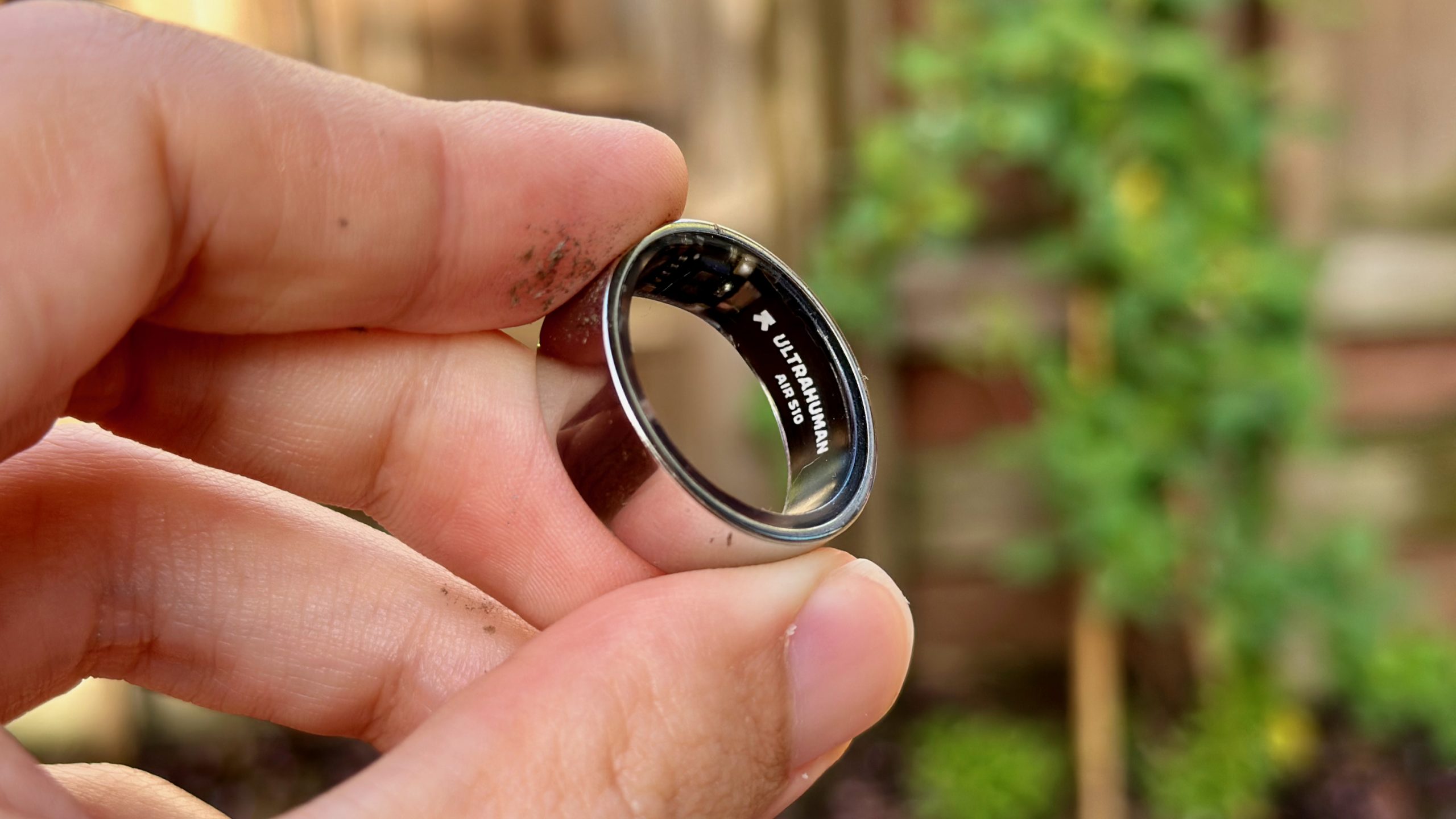 "Well-known Oura and Galaxy Ring Rival Restarts Sales in the US Following a Short Break"