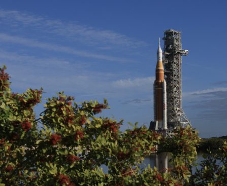 Why Transporting the Artemis II Rocket 4 Miles Requires 12 Hours