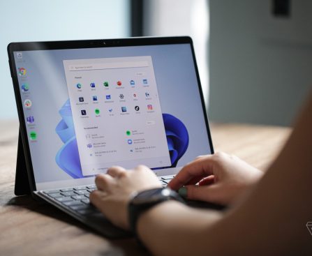 Windows 11 Introduces a Movable Taskbar